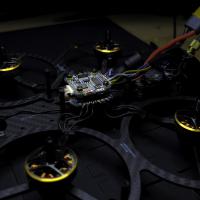 Construction d'un petit cinéwhoop .